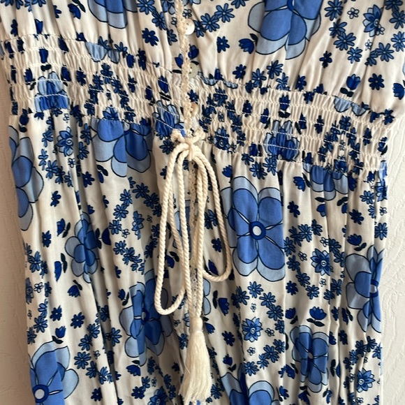 Blue and white floral summer mini dress - Picture 2 of 2